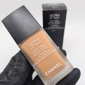 CHANEL Ultra Le Teint Foundation - Warm Tan-BD71
